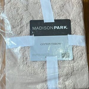 Madison Park Beige Cotton Throw